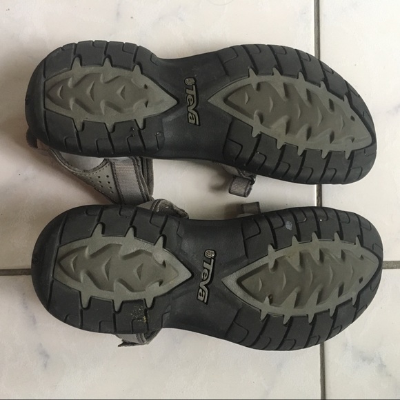 Teva Verra Grey Sandals - Picture 8 of 14